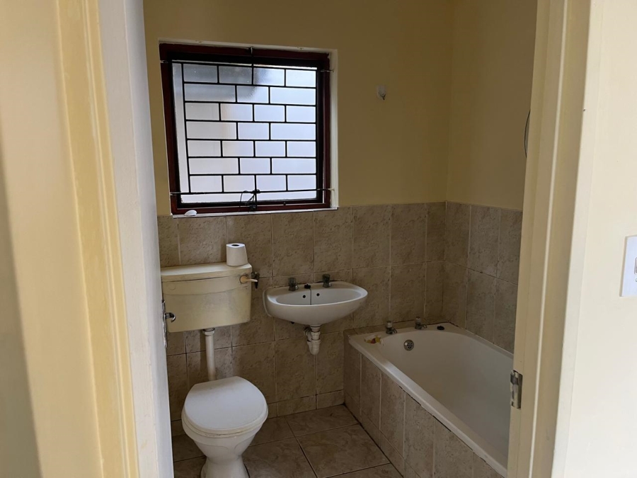2 Bedroom Property for Sale in Strandfontein Western Cape